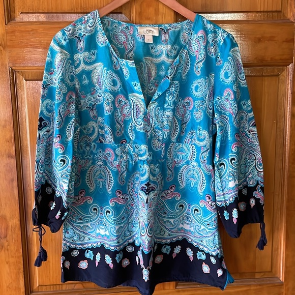Boho Style, Shirt Size M Ann Taylor “Loft”, Blue  Paisley - Picture 2 of 9